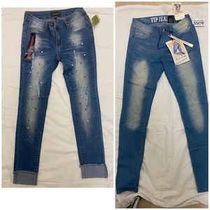 NWT- Lot of 2 pair of Juniors Jeans VIP jeans sz 3/4 & the style between us sz 3